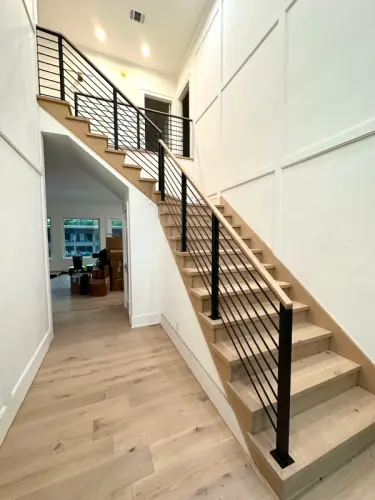 Flooring Service 33